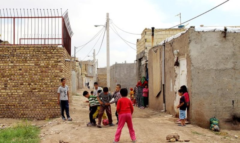 سکونت ۲۰۰ هزار نفر از جمعیت کرمان در سکونتگاه‌های غیررسمی 