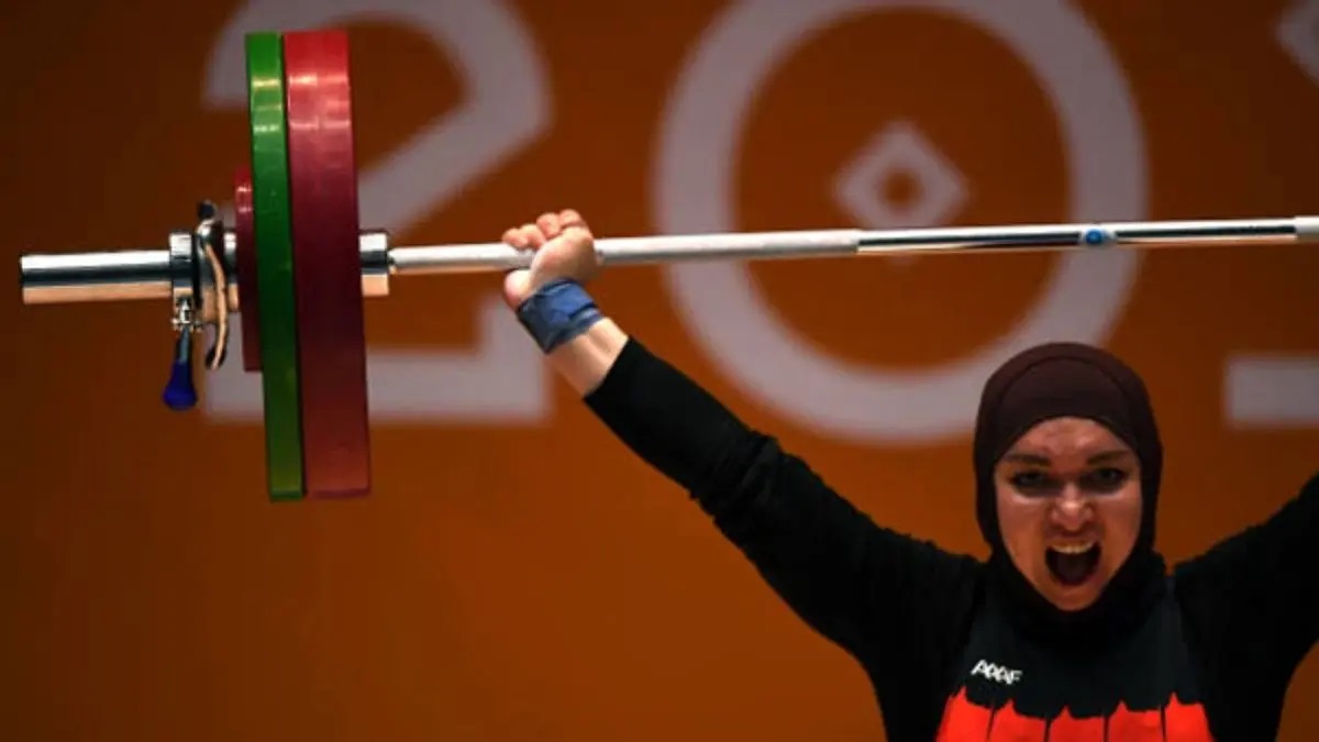 دختران کرمانی قهرمان مسابقات وزنه‌برداری نوجوانان شدند
