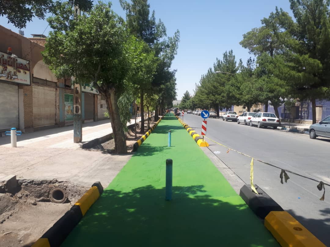 راه ناهموار دوچرخه‌سواری در کرمان