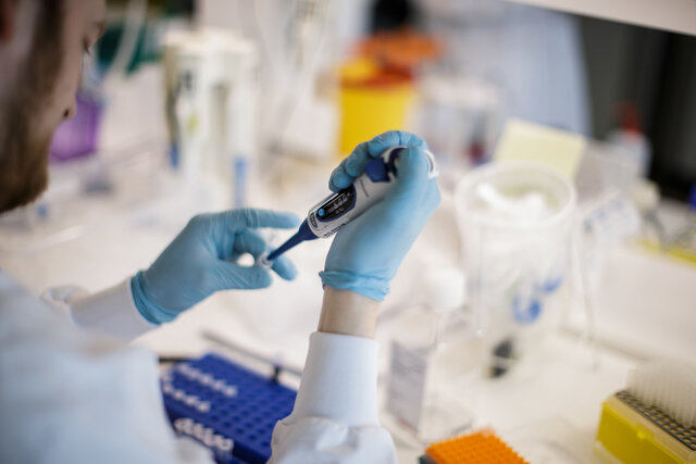 بیماران کرونایی پس از بهبود واکسن آنفلوآنزا تزریق کنند 