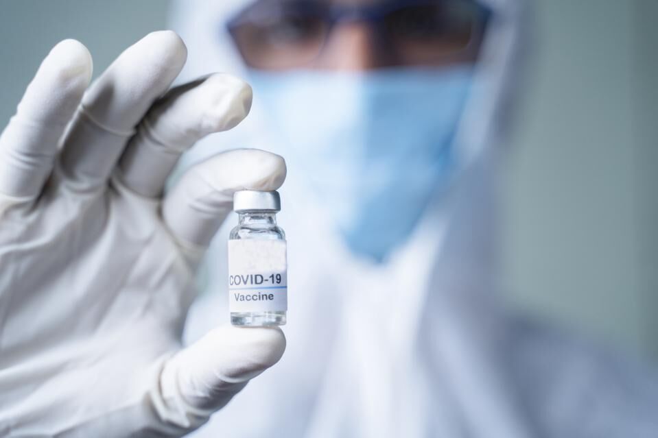 سازمان جهانی بهداشت در تحویل واکسن کرونا کم‌کاری می‌کند