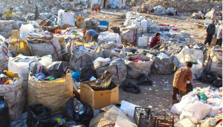 کارخانه بازیافت زباله کرمان همچنان تعطیل است