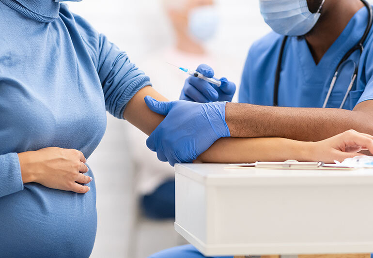 پوشش واکسیناسیون مادران باردار با میانگین جامعه فاصله دارد