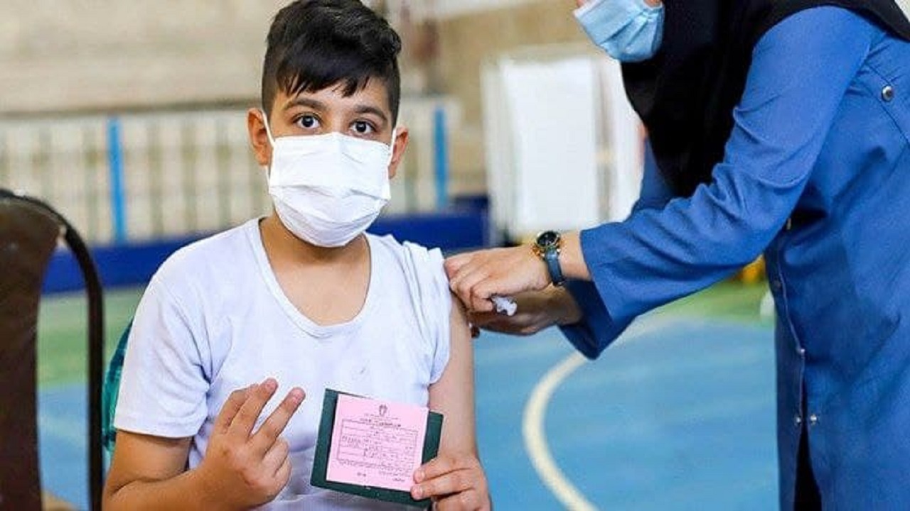 ۳۰۰ هزار دانش‌آموز کرمانی واکسینه می‌شوند