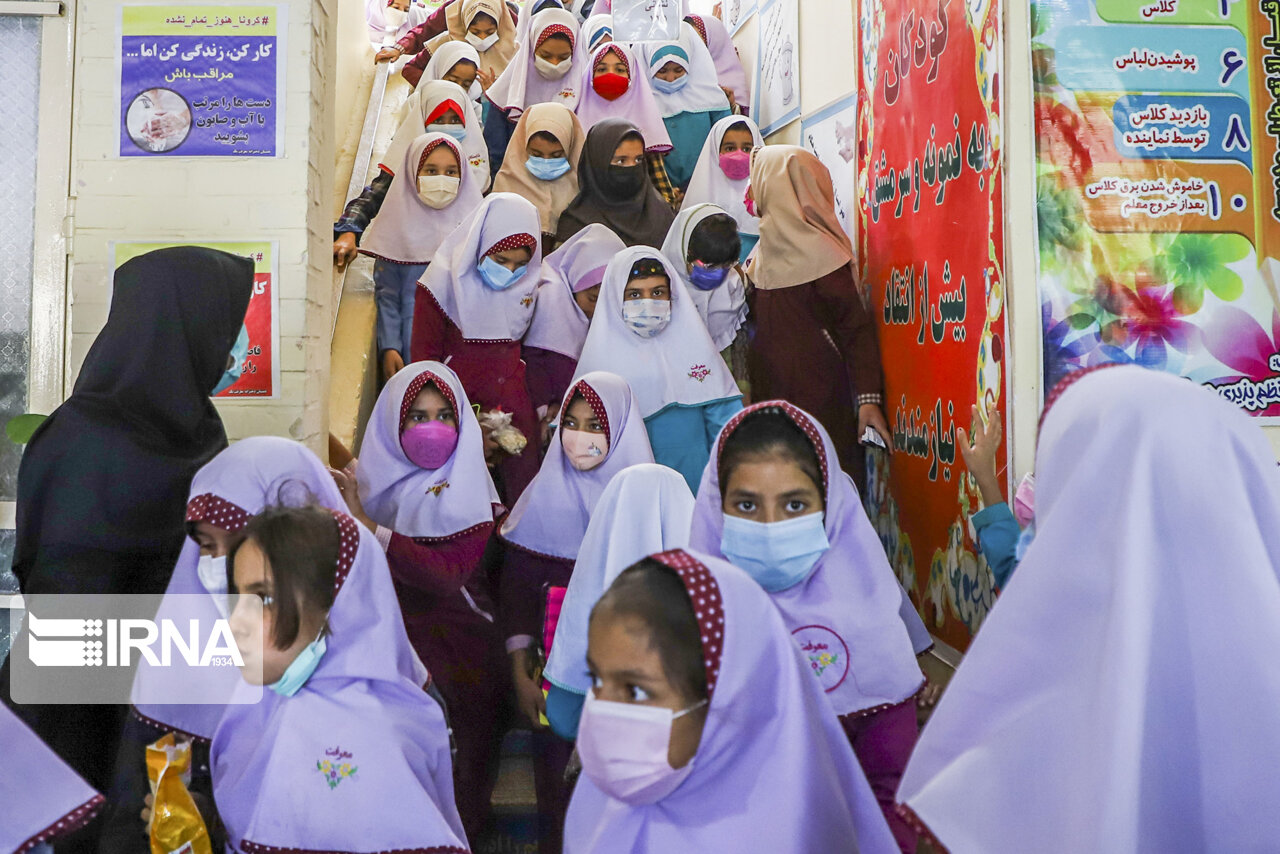 بیش از ۸۰ درصد دانش‌آموزان کرمانی به مدرسه رفته‌اند