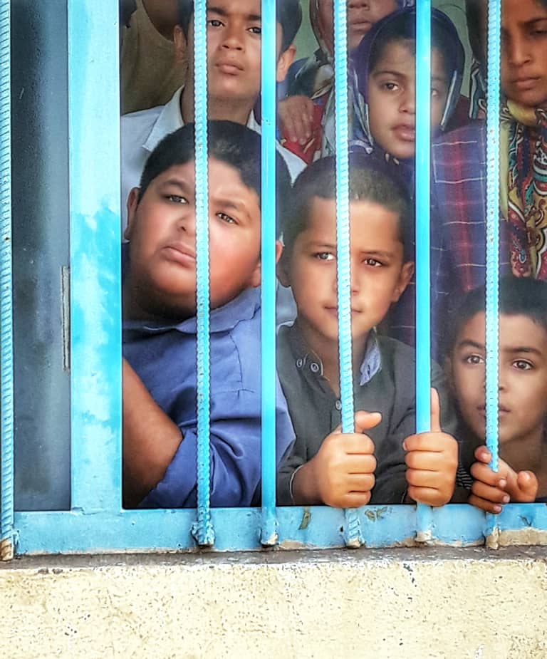  «کیهان بچه‌ها» در روستای کروک بم در حال فیلم‌برداری است  