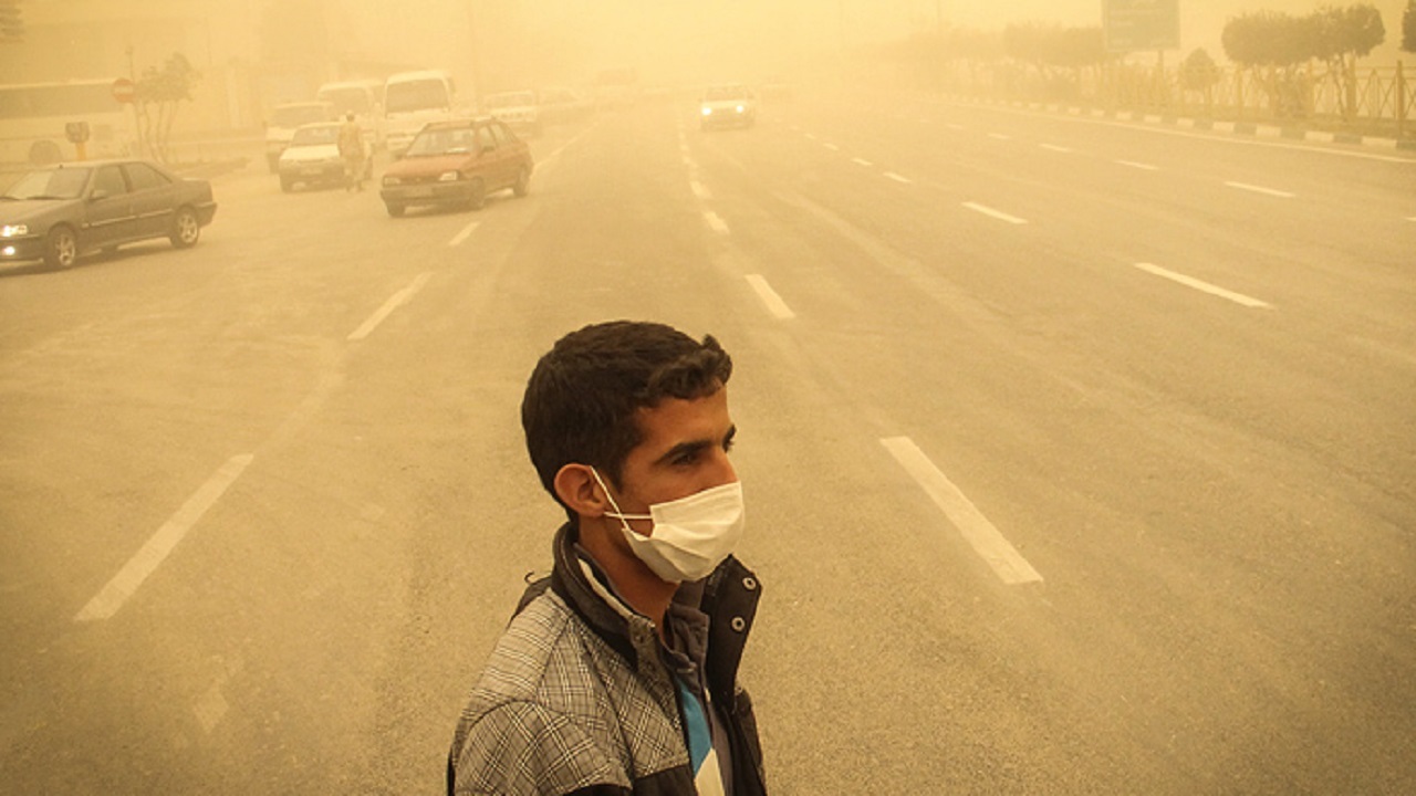 مدارس «کرمان» و «فهرج» به دلیل آلودگی هوا تعطیل است