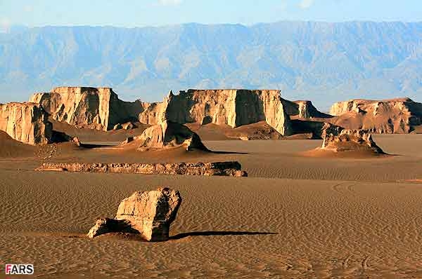 ثبت دمای ۴۳ درجه در شهداد