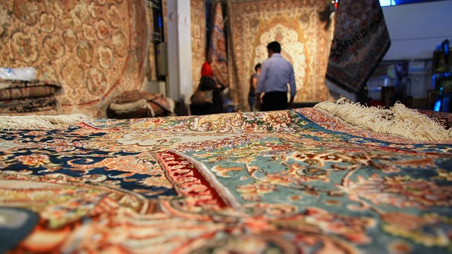 بازار فرش ایران در اختیار کپی‌کاران