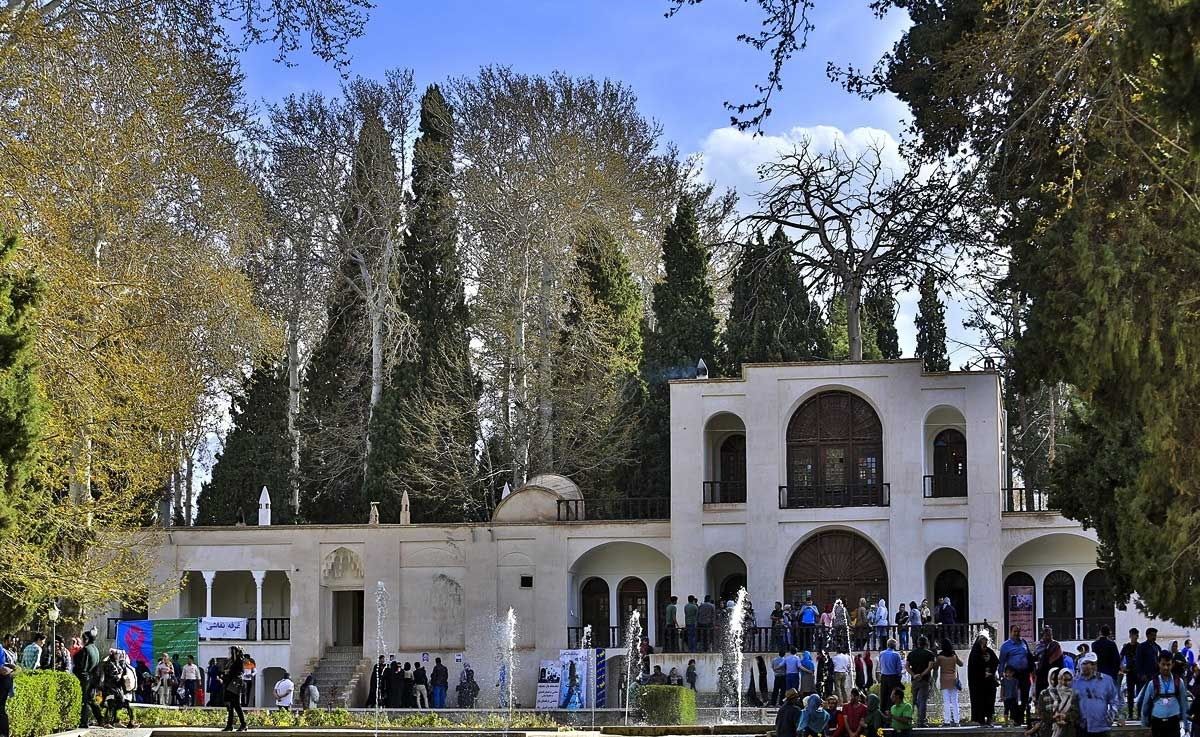 باغ شاهزاده ماهان در صدر بازدید مسافران نوروزی 