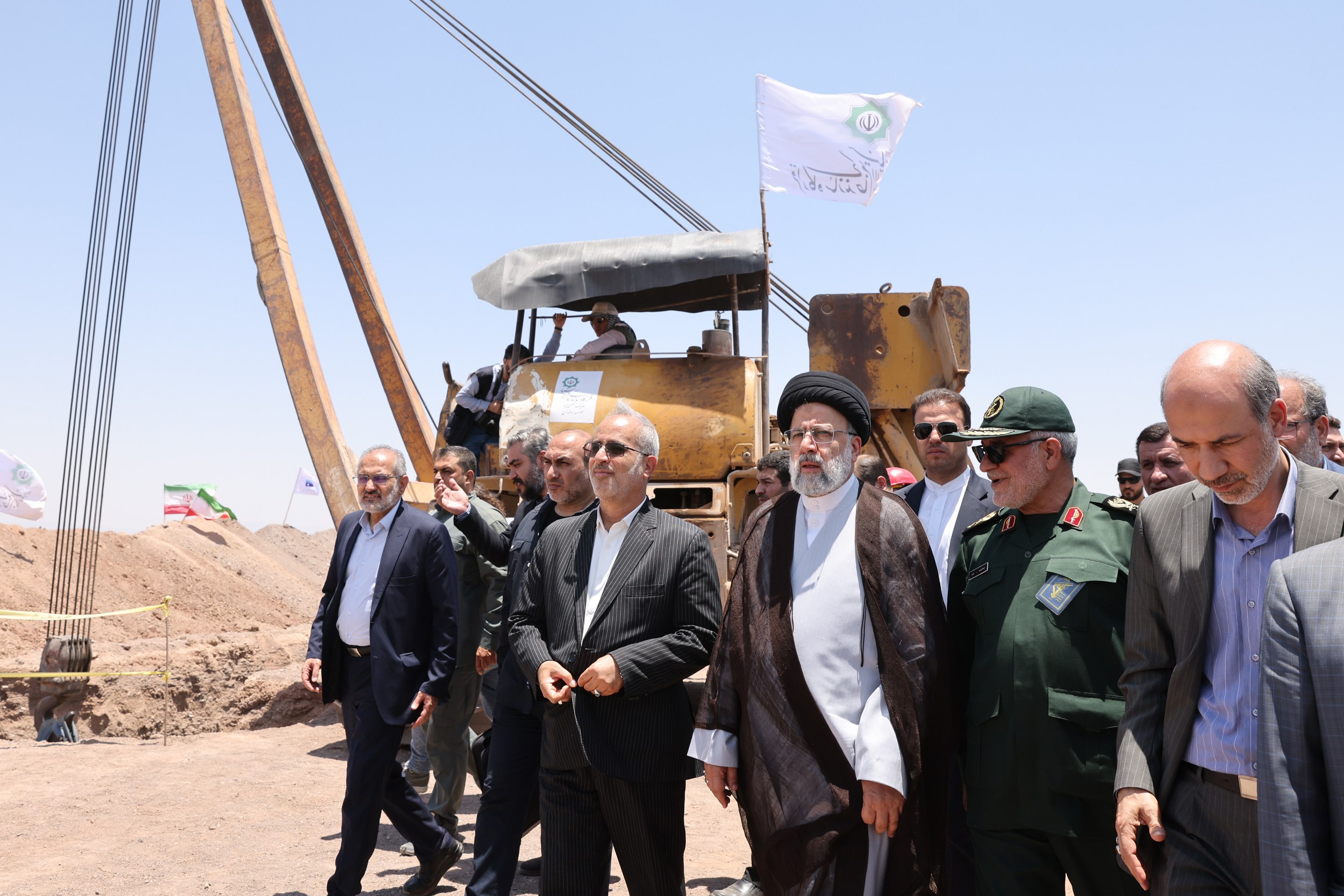 بازدید رئیس‌جمهور از پروژۀ انتقال آب خلیج‌فارس به کرمان و رفسنجان