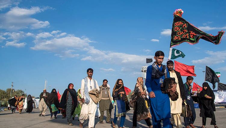 ۵۵۷۰ زائر افغانستانی و پاکستانی از کرمان به عراق منتقل شدند