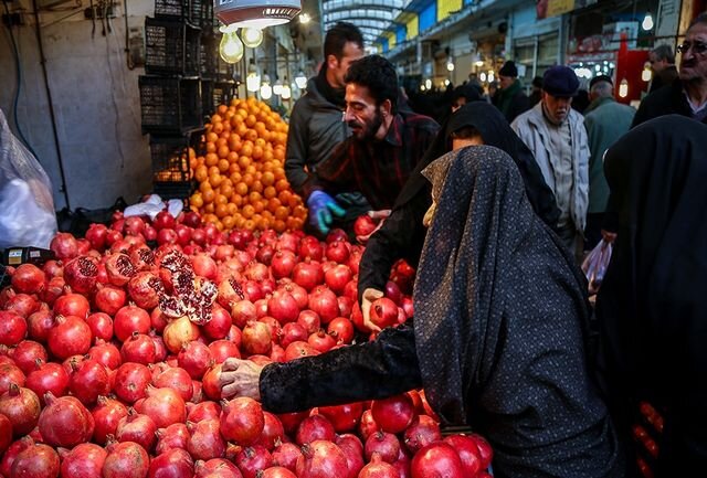 بازار میوه در کرمان رونقی ندارد