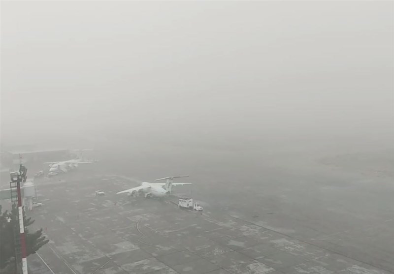 مه‌گرفتگی 2 پرواز فرودگاه کرمان را به تاخیر انداخت