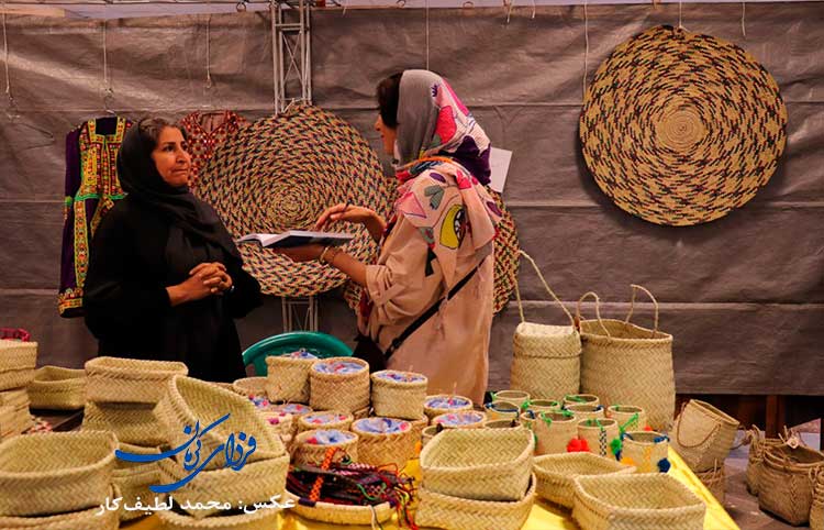 بی‌خانمانی نمایشگاه صنایع‌دستی در کرمان