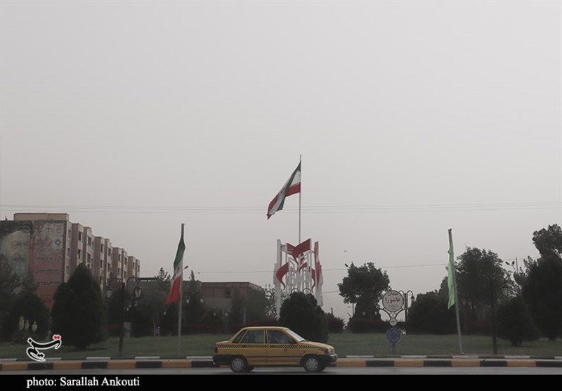 آسمان کرمان تا پایان هفته غبارآلود است