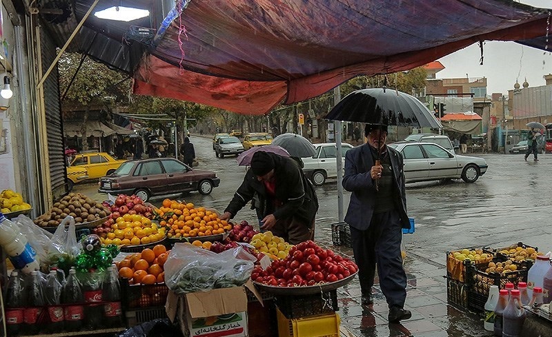 آسمان برخی مناطق کرمان بارانی می‌شود