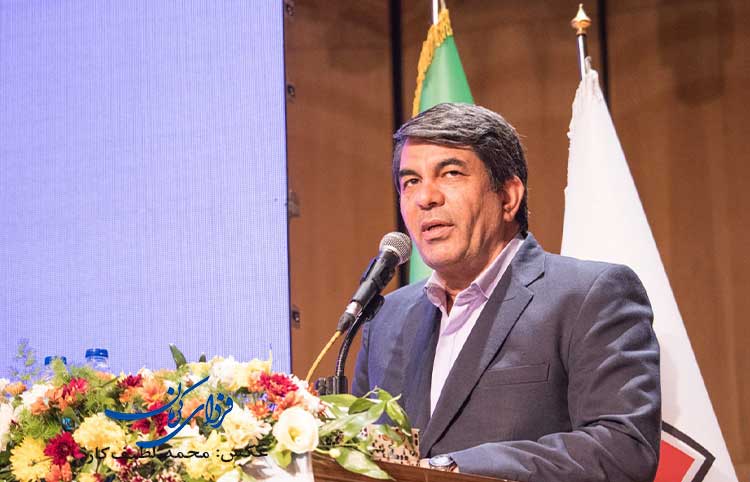 سن ناوگان عمومی را باید به زیر ۱۰ سال برسانیم