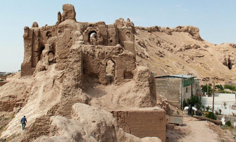 سال گذشته هیچ پولی برای مرمت قلعه‌دختر و اردشیر نداشتیم!    