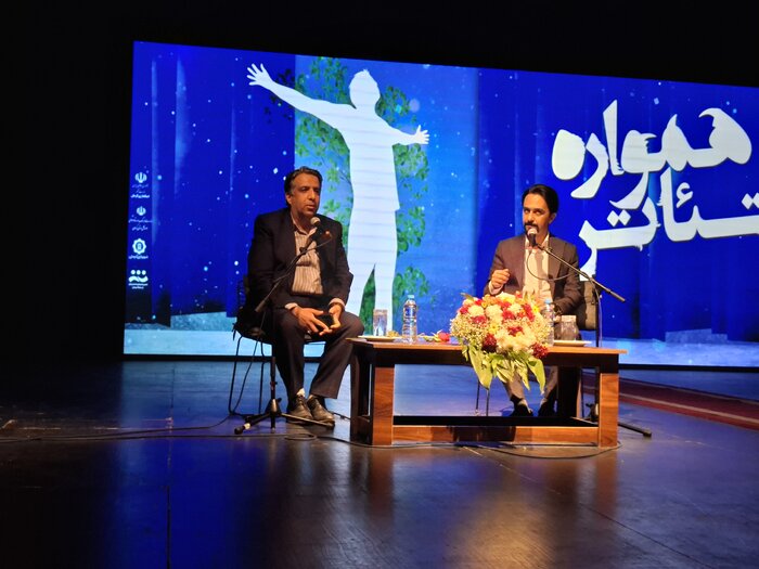 ساخت پلاتو تئاتر را در همۀ شهرستان‌ها پیگیری می‌کنیم 
