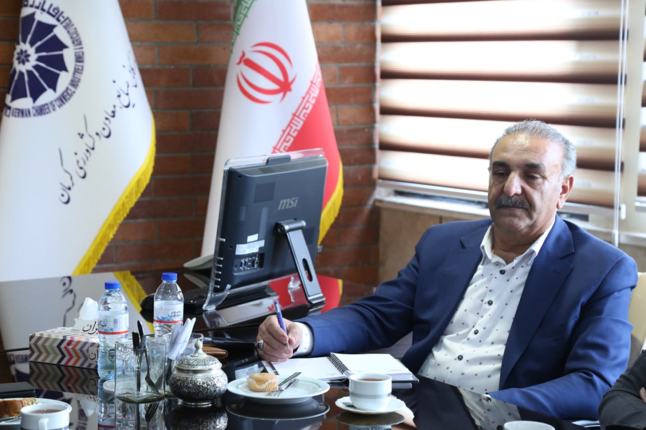 مبارزه با سوسک سرخرطومی باید با برنامه و همکاری همه انجام شود