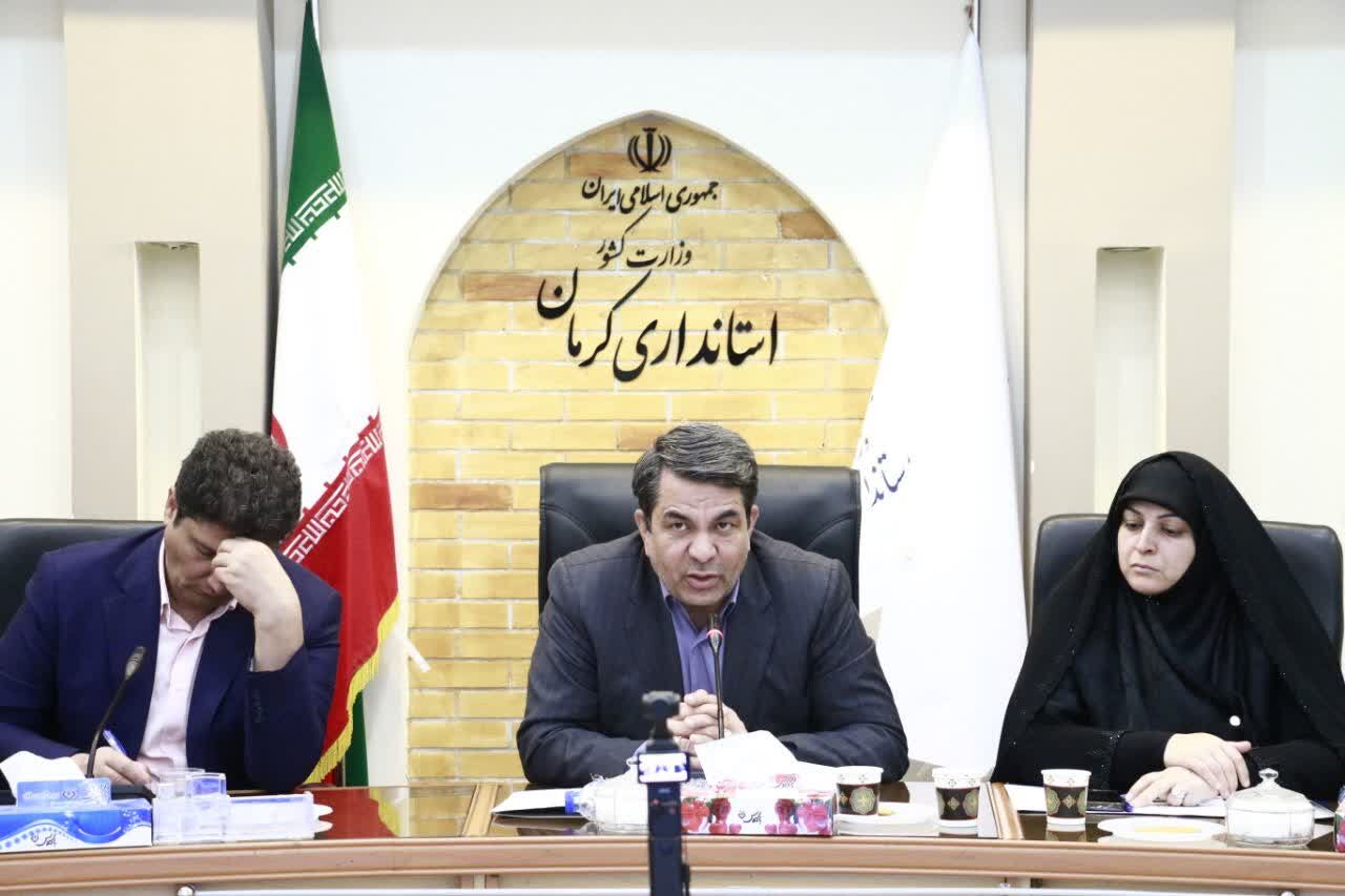 از اقدامات حوزه اقتصاد دانش‌بنیان راضی نیستم