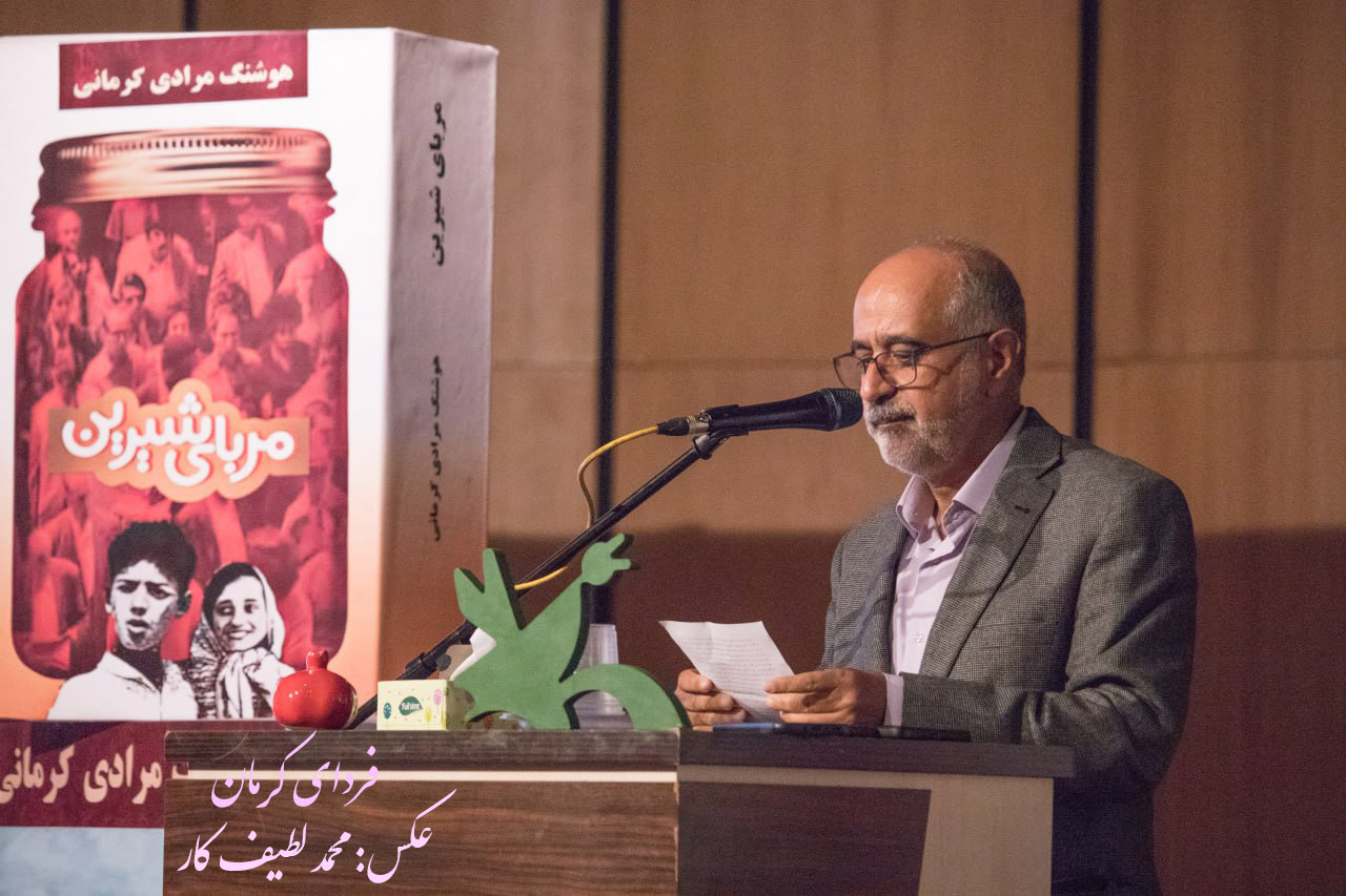 سادگی دست‌نیافتنی از ویژگی‌های چشمگیر نثر مرادی‌کرمانی است