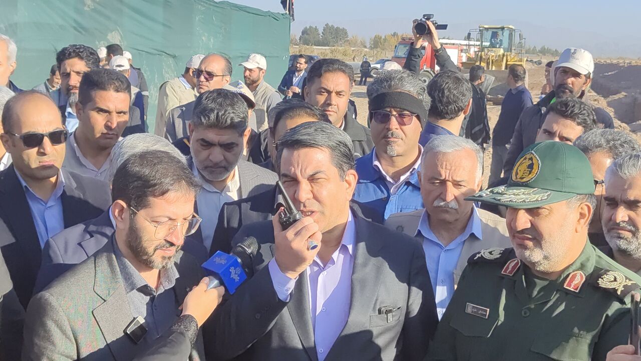  لوله‌گذاری خط انتقال آب خلیج‌فارس به شهر کرمان تمام شد  