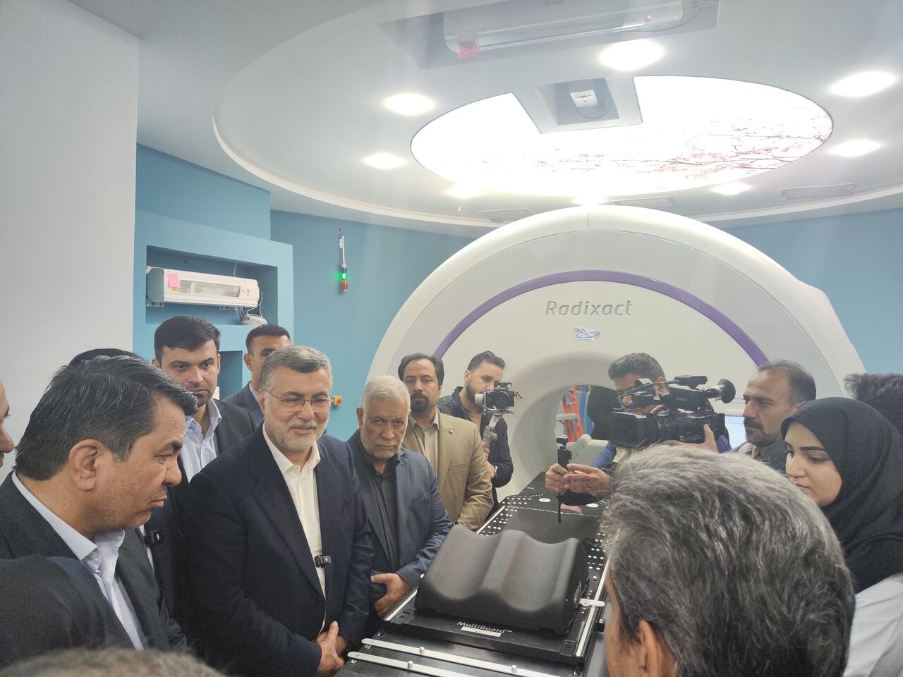 رونمایی از پیشرفته‌ترین دستگاه توموتراپی در بیمارستان شفا کرمان