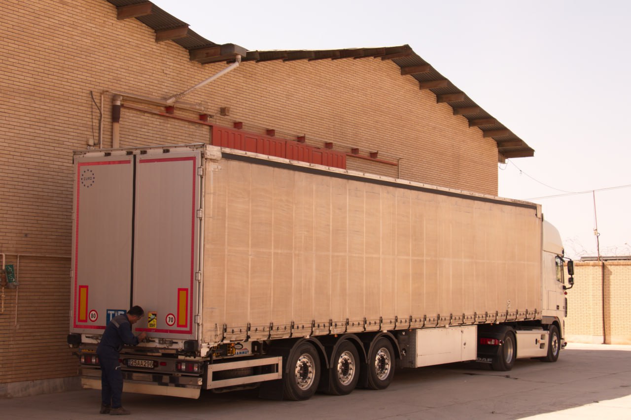 اجرای لغو عوارض یک‌درصدی صادرات پسته و خرما 