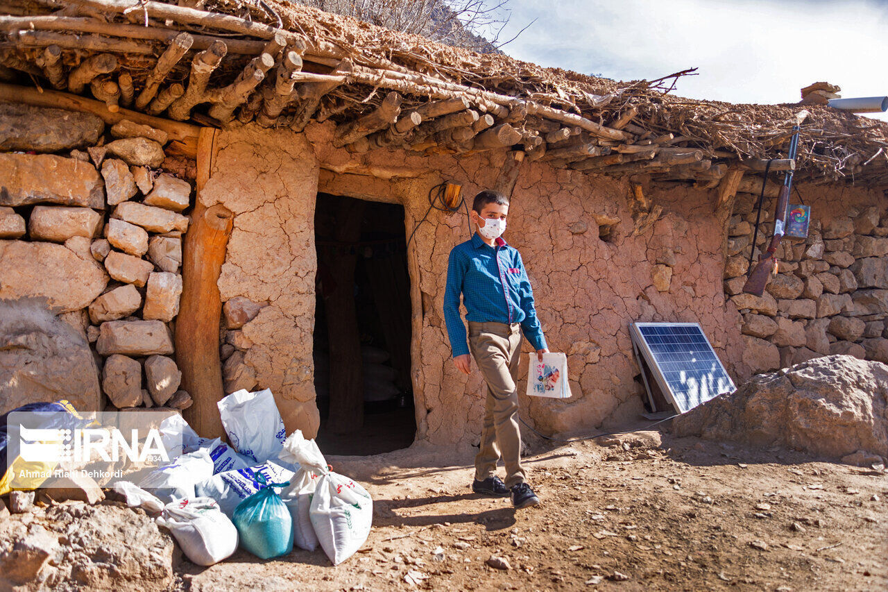 وعدۀ برچیدن مدارس سنگی در استان کرمان