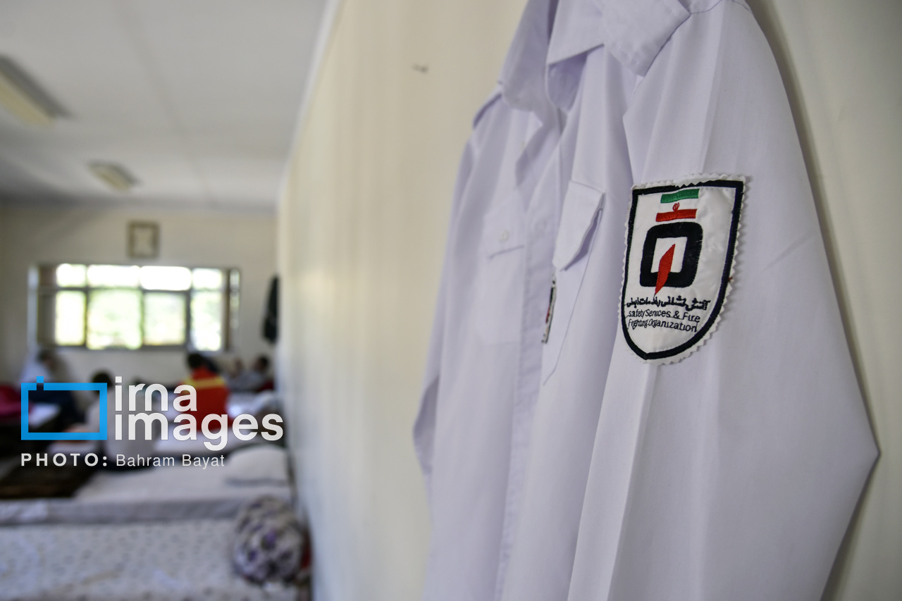 آتش‌نشان مصدوم همچنان در بخش مراقبت‌های ویژه است
