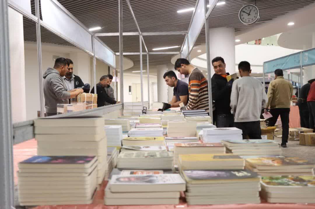 کتاب‌های جدید و پرفروش را به کرمان آوردیم    