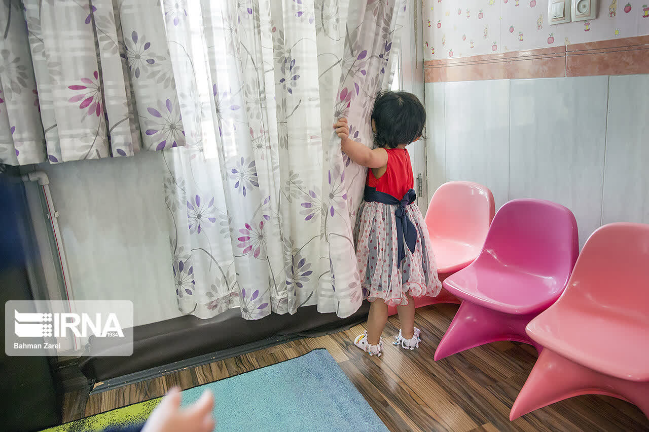 ملاک فرزندخواندگی ثروتمند بودن نیست