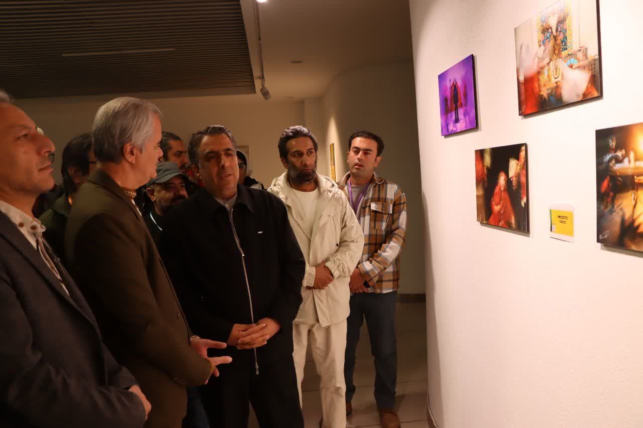 نمایشگاه عکس تئاتر در کرمان افتتاح شد