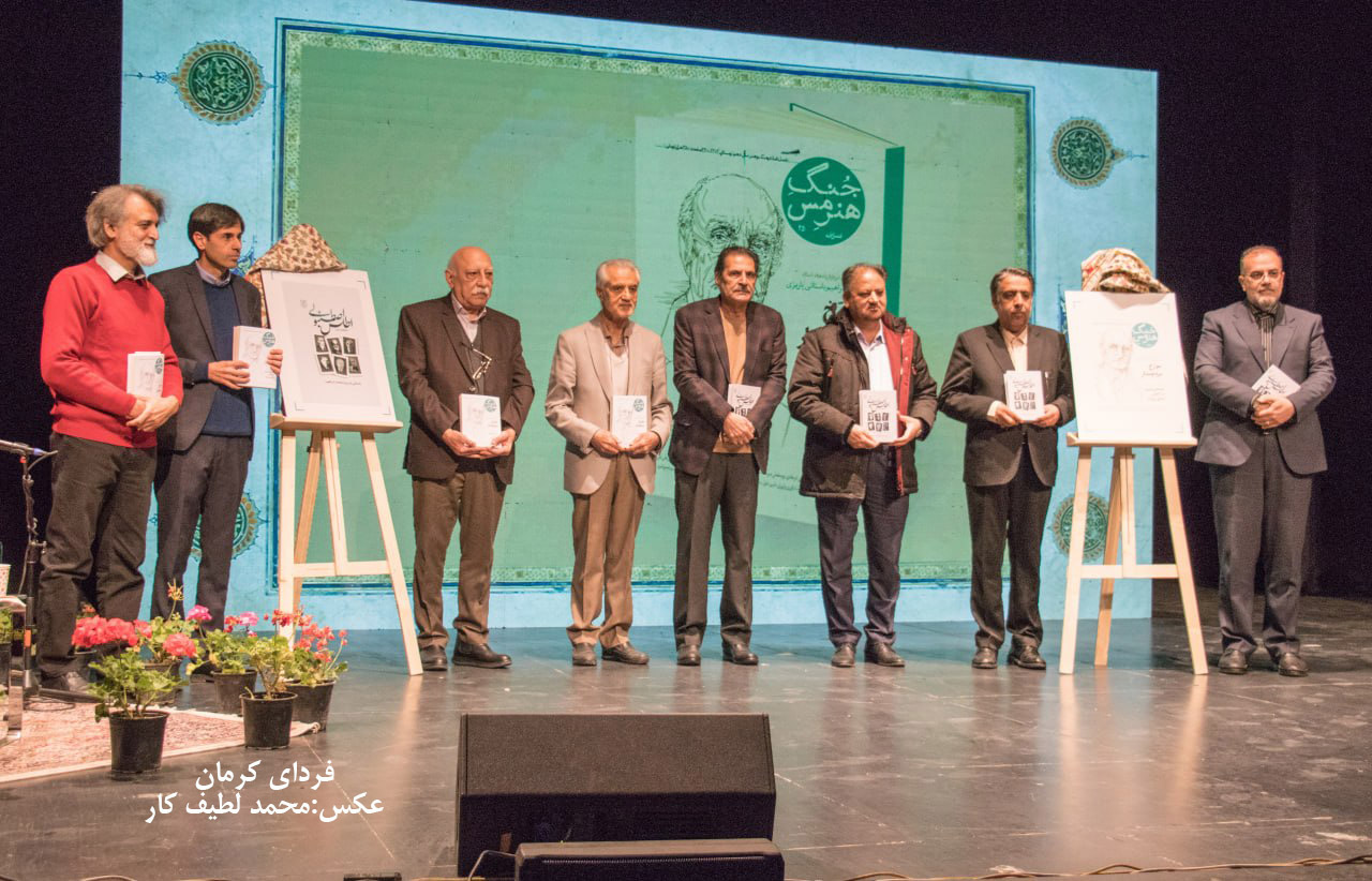 باستانی پاریزی سبک ویژه در تاریخ‌نگاری ایجاد کرد