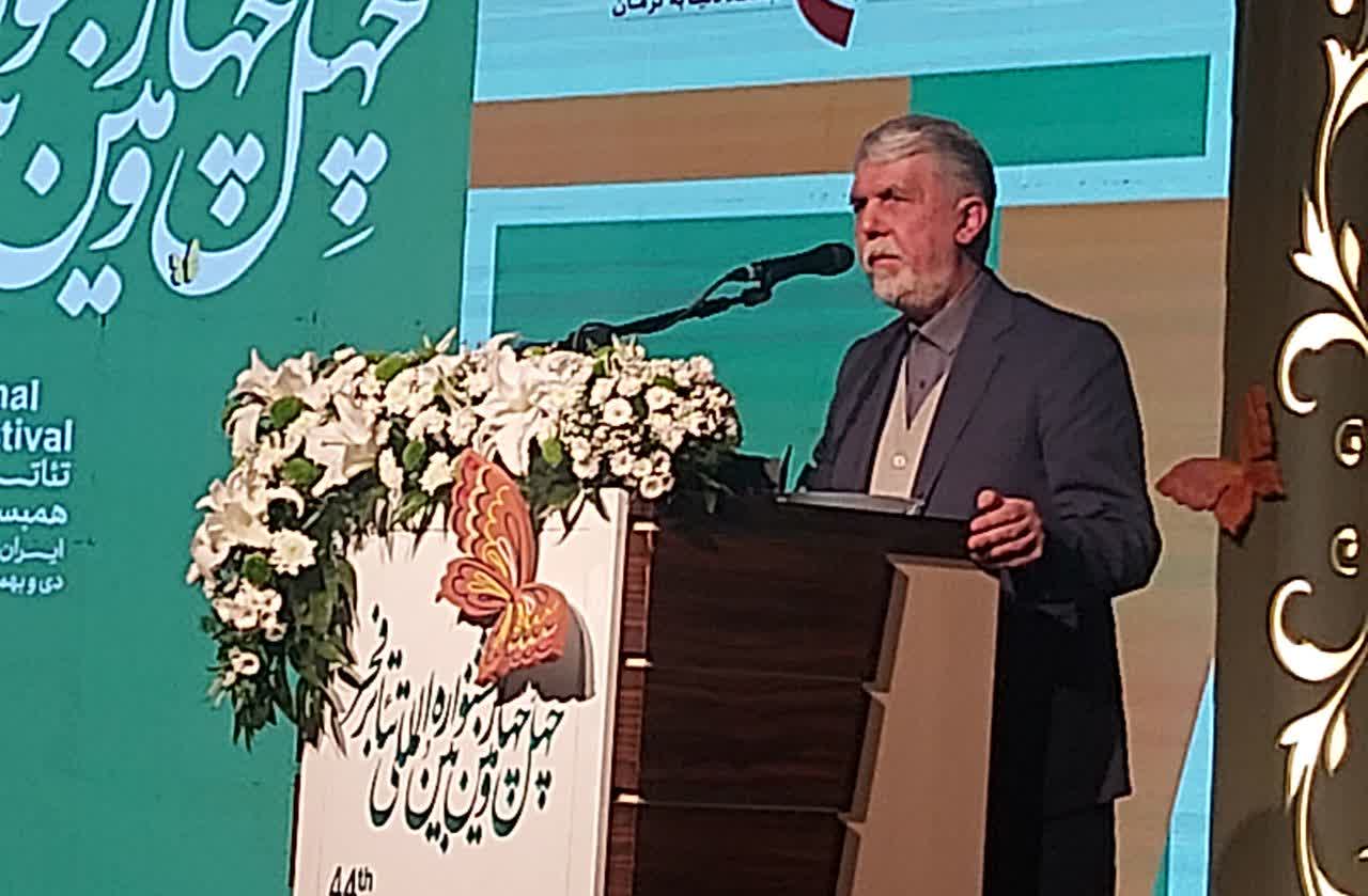 ایران سرزمین قصه و نمایش است