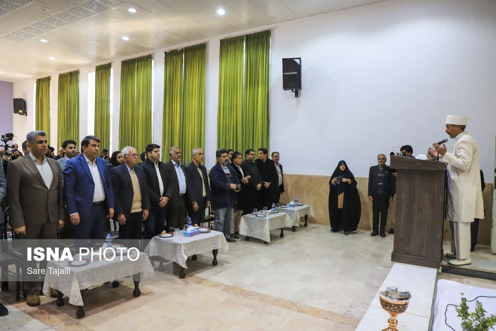 جشن سده آیینی ملی و متعلق به همه ایرانیان است