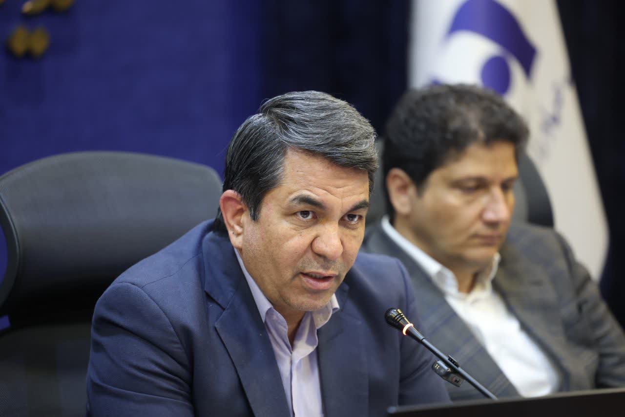 بانک‌ها در جایگاه شریک توسعه استان ایفای نقش کنند 