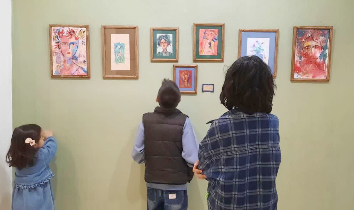 نمایش «رویای رنگی» کودکان کرمان 