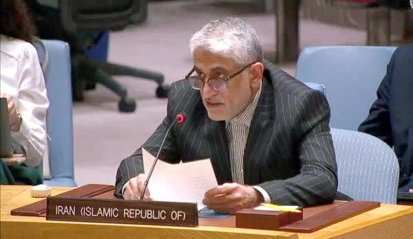 حق ذاتی ایران مقابله با تجاوز آمریکا و اسرائیل است