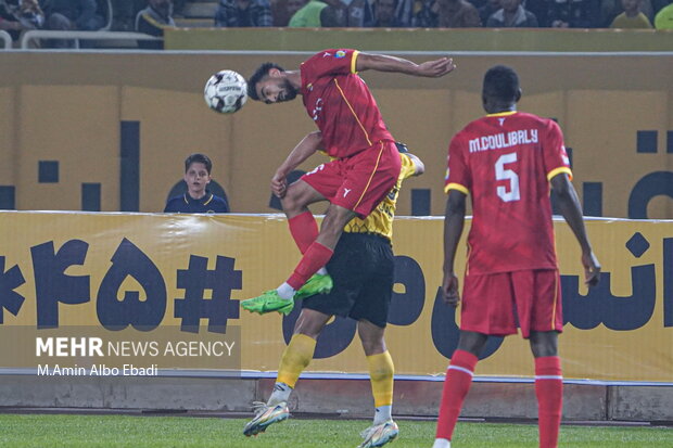 سپاهان و فولاد از ادامه لیگ برتر کنار کشیدند
