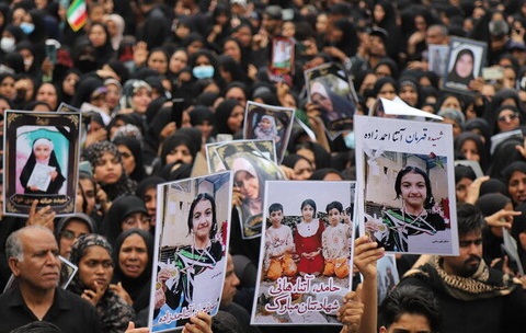 دلتنگِ لبخندها و چهره‌هایِ معصومتان هستیم 