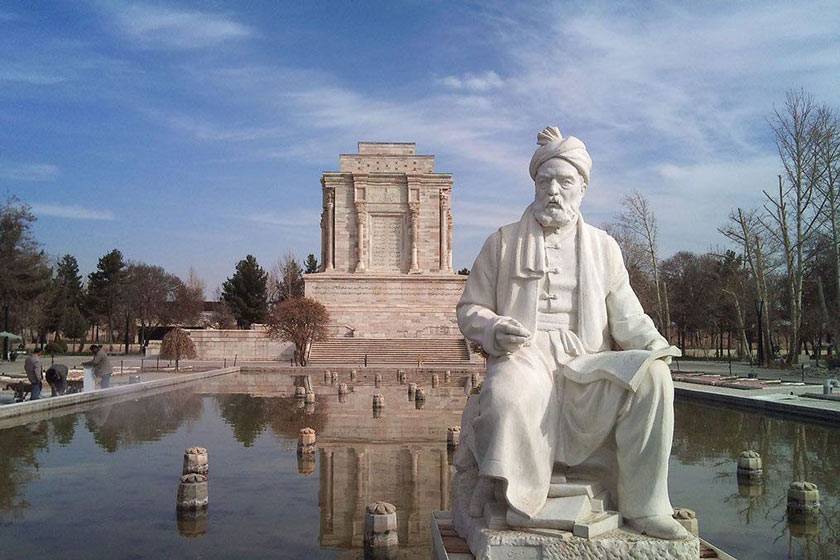 میراث فردوسی هیچگاه کهنه نمی‌شود