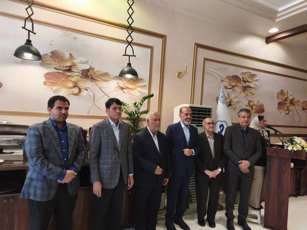 نگاه شما را به توسعه همه‌جانبه استان کرمان ارج می‌نهم