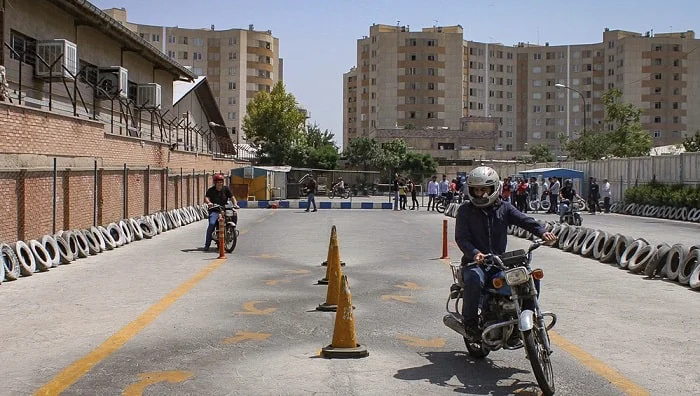 آغاز ثبت‌نام گواهینامه موتورسیکلت برای متقاضیان ۱۶ ساله در کرمان