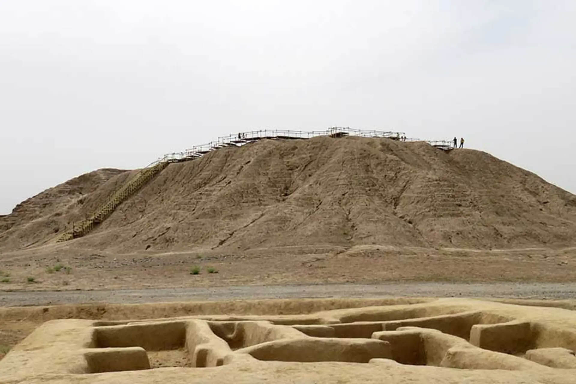 آغاز پایش هوایی میراث فرهنگی در جیرفت 