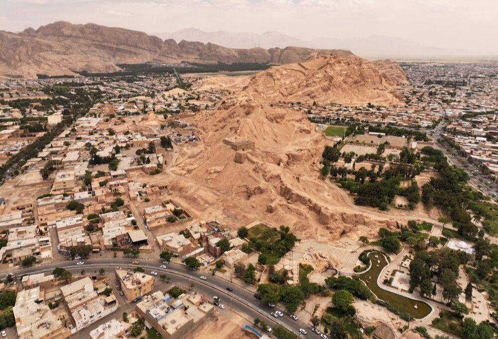 قلعه دختر، قلعه باکره کرمان