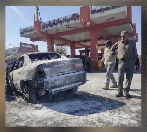 آتش‌سوزی ۳ خودرو در جایگاه سوخت کرمان مهار شد