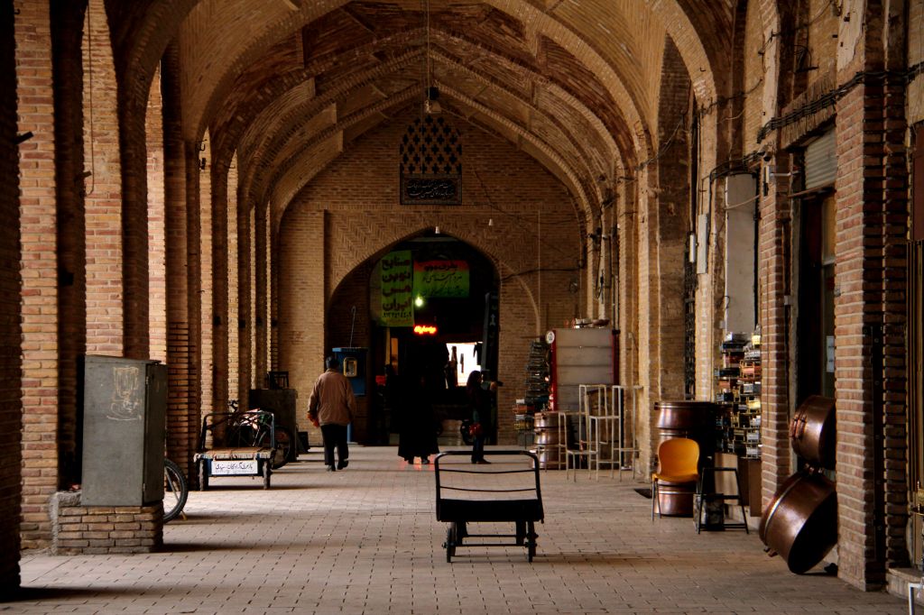بازار صنایع‌دستی در کرمان از رونق افتاده است